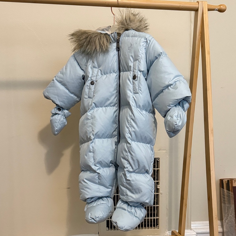 Burberry Light Blue Kids Puffer Snowsuit with Faux Fur Trim (SIZE 3M)